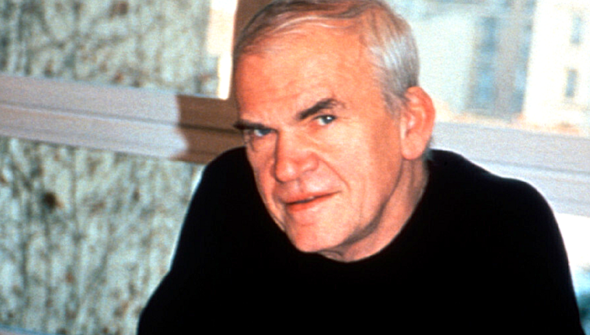 Milan Kundera. 10 niezapomnianych cytatów. "Nie ma nic cięższego niż..."